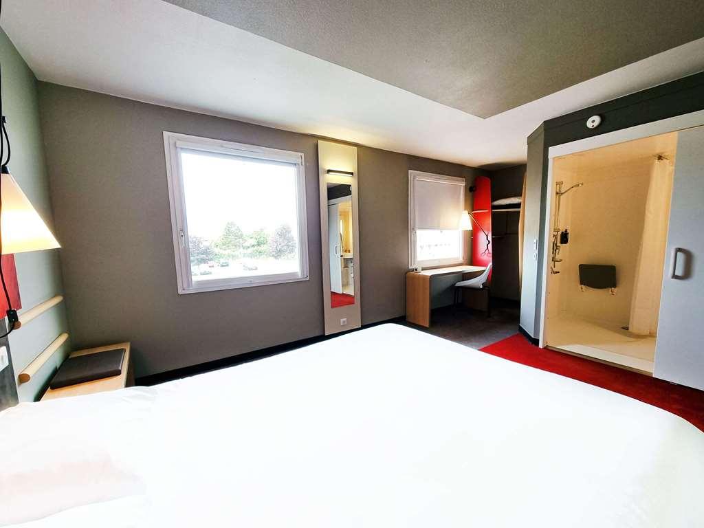 Ibis Caen Porte De Bretagne Bretteville-sur-Odon Zimmer foto